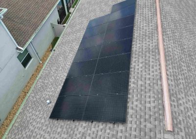 Efficient Solar Panel Array on Shingle Roof